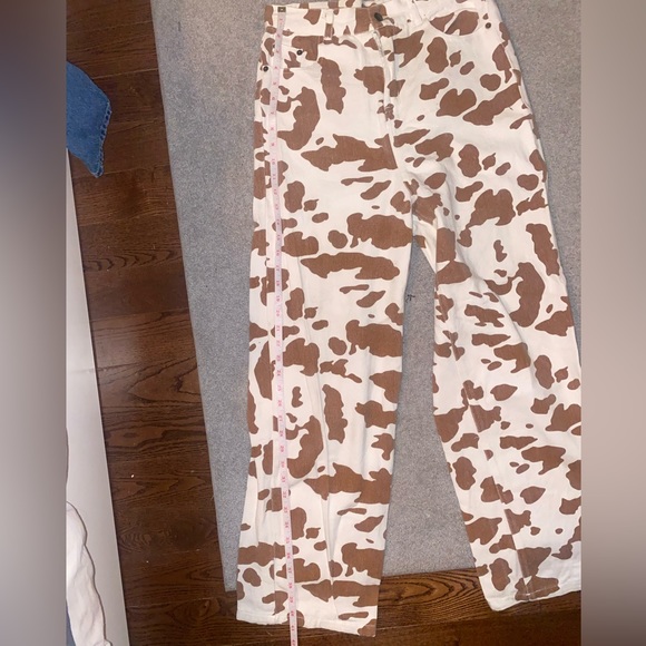 Shekou Brown and White Cow Print Wide Leg Jeans | Size: L - Picture 4 of 8